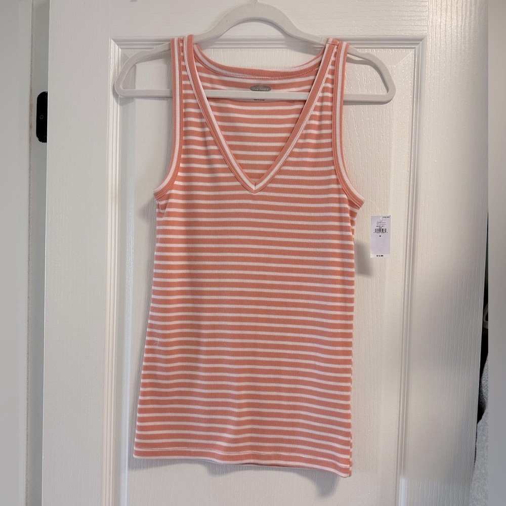 Old Navy slim fit tank